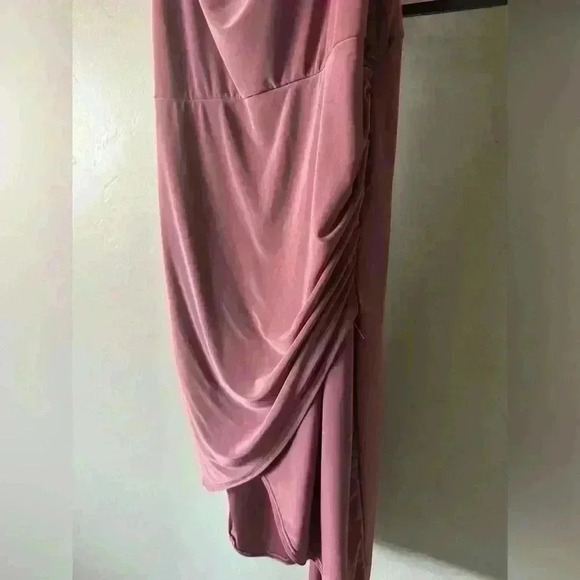 21 Saints Mauve spaghetti strap dress with rouching asymmetrical side hem size S - Picture 5 of 5